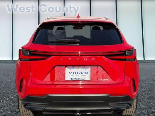 2023 Lexus NX 250 Premium