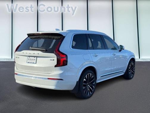 2026 Volvo XC90 B6 Ultra 6-Seater