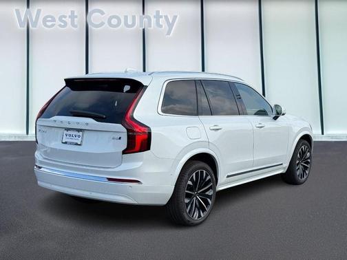 2026 Volvo XC90 B6 Plus 7-Seater