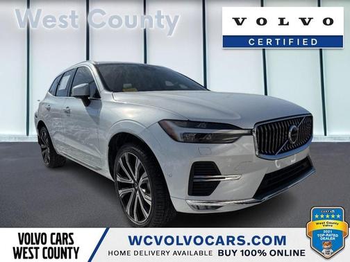 2023 Volvo XC60 B5 Ultimate Bright Theme