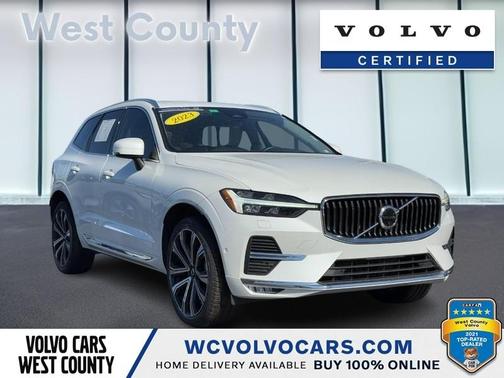 2023 Volvo XC60 B5 Ultimate Bright Theme