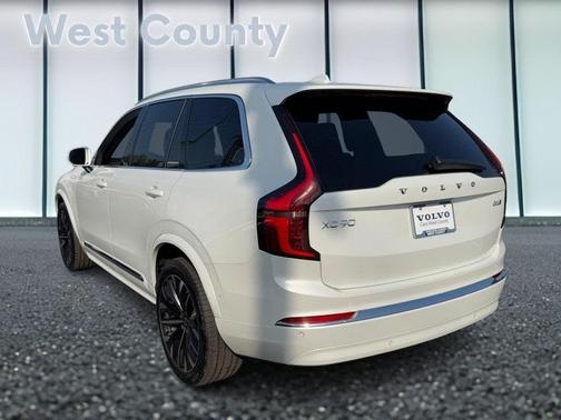 2025 Volvo XC90 B6 Plus 7-Seater