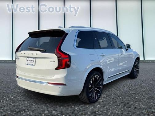 2025 Volvo XC90 B6 Plus 7-Seater