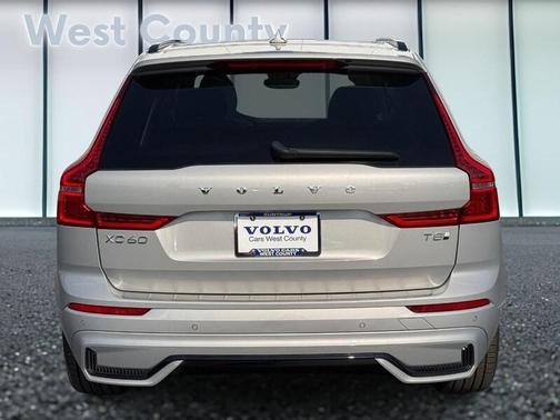 2025 Volvo XC60 Plug-In Hybrid T8 Ultra