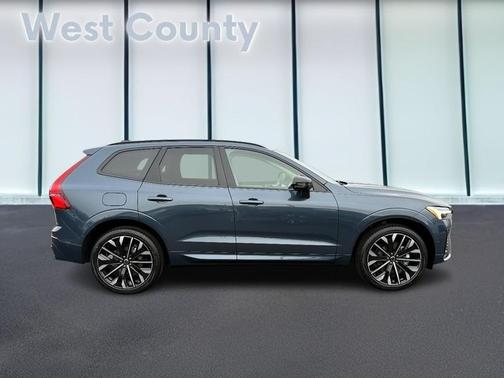 2026 Volvo XC60 B5 Ultra