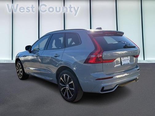 2025 Volvo XC60 B5 Plus