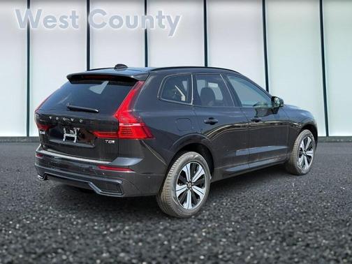 2025 Volvo XC60 Plug-In Hybrid T8 AWD Plus