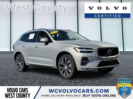 2022 Volvo XC60 B5 Momentum