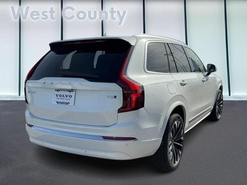 Crystal White Pearl 2026 Volvo XC90 B5 Plus 7-Seater