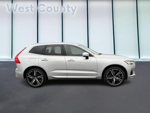 2019 Volvo XC60 T5 R-Design