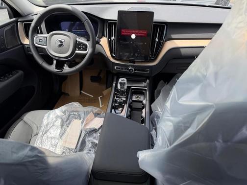 Denim Blue Metallic 2026 Volvo XC60 B5 Plus