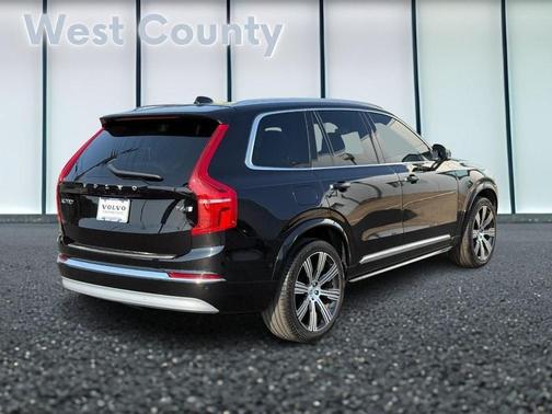 2022 Volvo XC90 T6 Inscription 7 Passenger