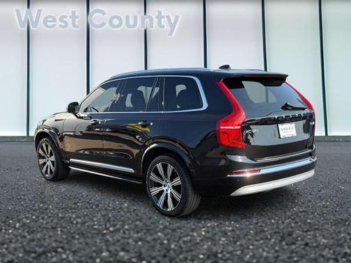 2022 Volvo XC90 T6 Inscription 7 Passenger