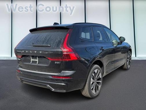 2026 Volvo XC60 B5 Plus