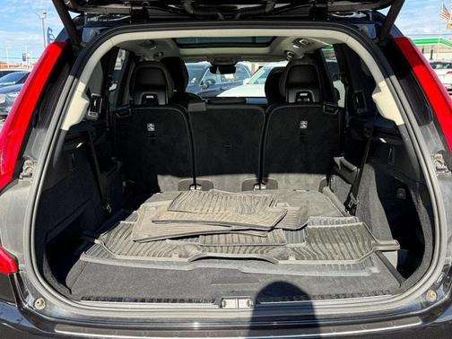 2024 Volvo XC90 B6 Plus Bright Theme 7-Seater