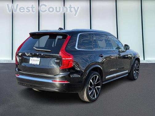 2024 Volvo XC90 B6 Plus Bright Theme 7-Seater