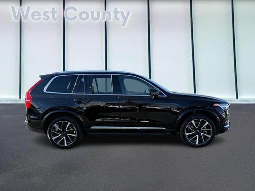 2024 Volvo XC90 B6 Plus Bright Theme 7-Seater