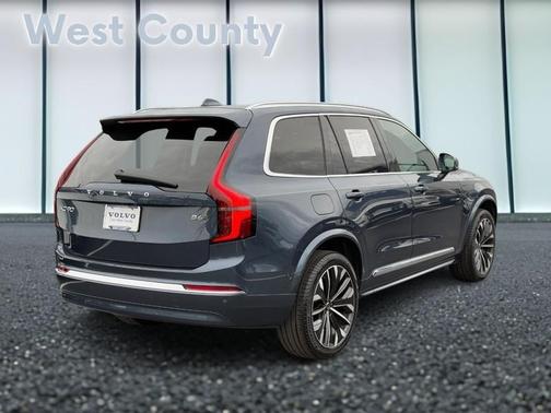 2025 Volvo XC90 B6 Plus 7-Seater