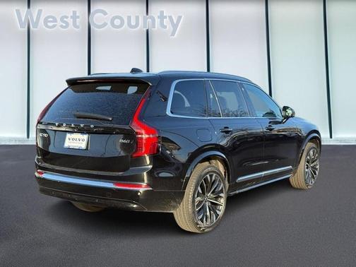 2025 Volvo XC90 B6 Plus 7-Seater