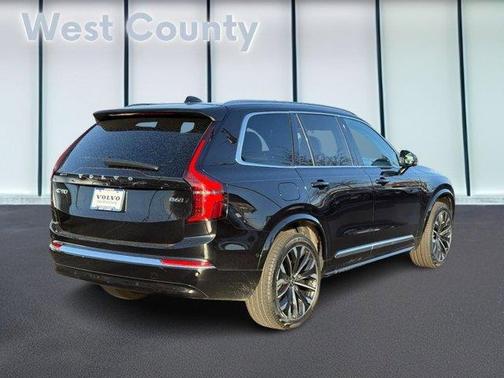 2025 Volvo XC90 B6 Plus 7-Seater