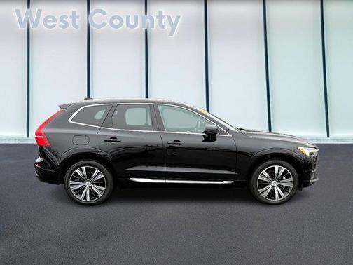 2023 Volvo XC60 B5 Plus Bright Theme
