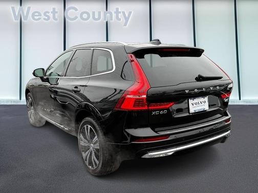 2023 Volvo XC60 B5 Plus Bright Theme