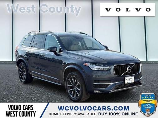 2018 Volvo XC90 T5 Momentum