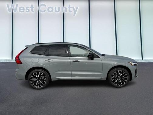 2026 Volvo XC60 B5 Ultra