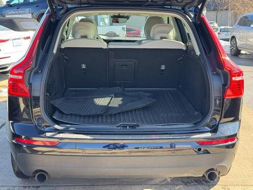 2020 Volvo XC60 T6 Momentum