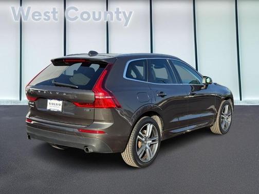 2020 Volvo XC60 T5 Momentum