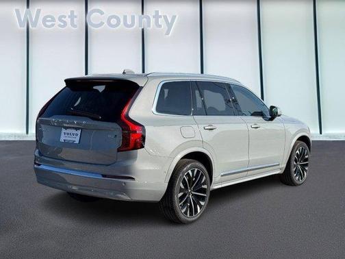 2026 Volvo XC90 B6 Plus 7-Seater
