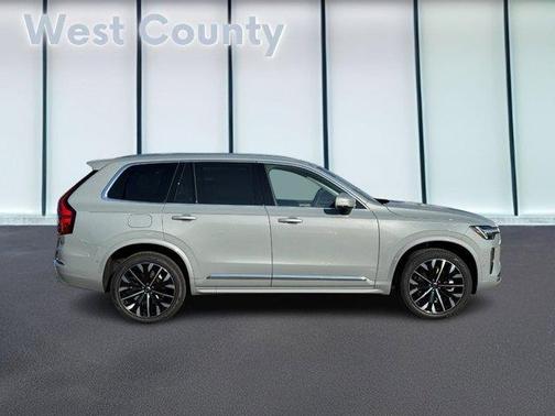 2026 Volvo XC90 B6 Plus 7-Seater
