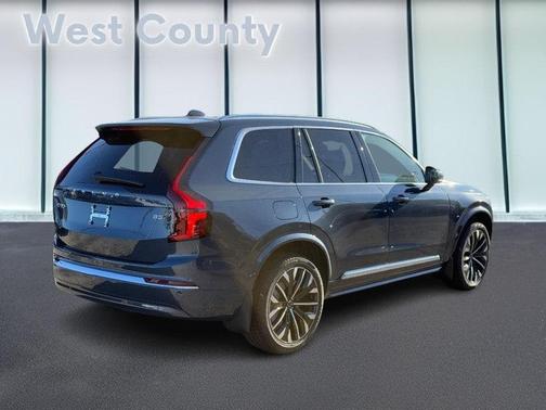 2026 Volvo XC90 B5 Core