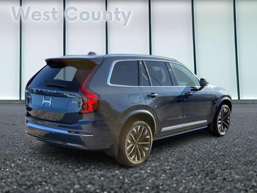 2026 Volvo XC90 B5 Core