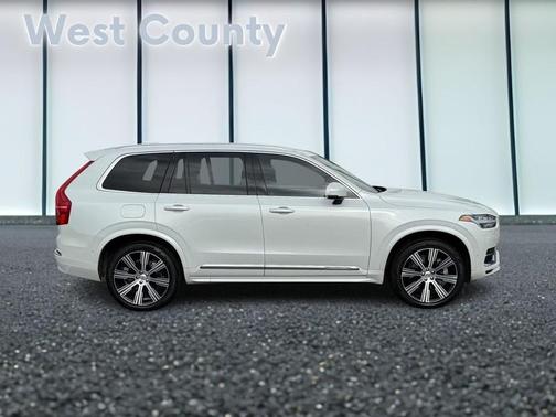 2024 Volvo XC90 Recharge Plug-In Hybrid T8 Ultimate Bright Theme 7-Seater