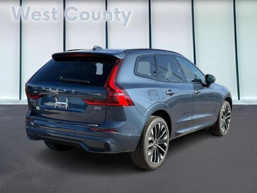 2026 Volvo XC60 B5 Ultra