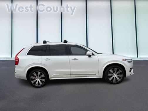 Crystal White 2023 Volvo XC90 B6 Ultimate 6-Seater