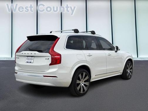 Crystal White 2023 Volvo XC90 B6 Ultimate 6-Seater