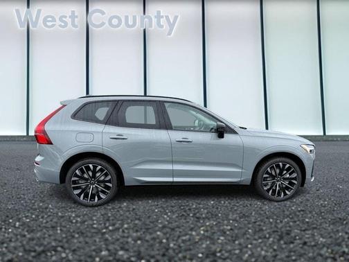 2026 Volvo XC60 B5 Ultra