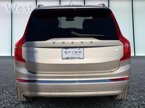 2024 Volvo XC90 Recharge Plug-In Hybrid T8 Ultimate Bright Theme 7-Seater