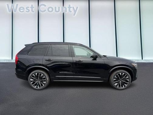 Onyx Black Metallic 2026 Volvo XC90 B6 AWD Ultra Dark Theme 6-Seater