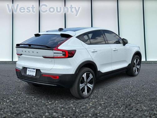 2023 Volvo C40 Recharge Pure Electric Twin Plus