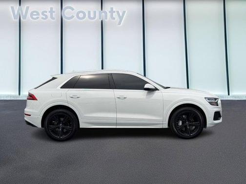 Carrara White 2022 Audi Q8 55 Premium