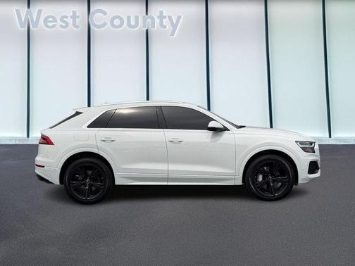 Carrara White 2022 Audi Q8 55 Premium