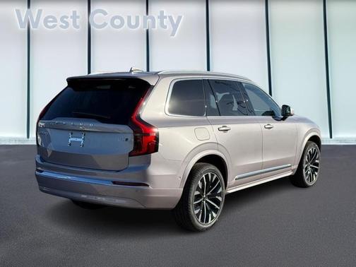 2026 Volvo XC90 B6 Plus 7-Seater