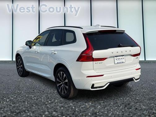 2025 Volvo XC60 B5 Plus