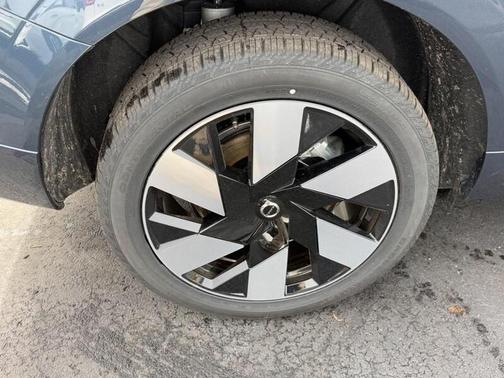 2025 Volvo XC60 Plug-In Hybrid T8 AWD Plus