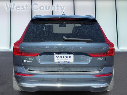 2023 Volvo XC60 B6 Ultimate Bright Theme