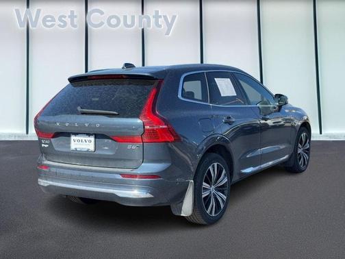 2023 Volvo XC60 B6 Ultimate Bright Theme
