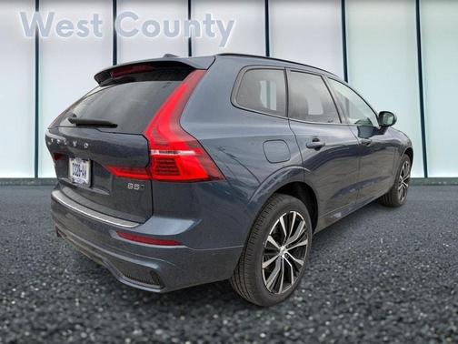 2025 Volvo XC60 B5 AWD Plus